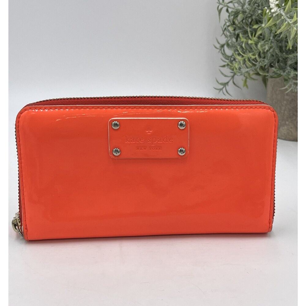 Kate Spade New York Neda Wellesley Leather Neon Orange‎ White Full Zip Wallet
